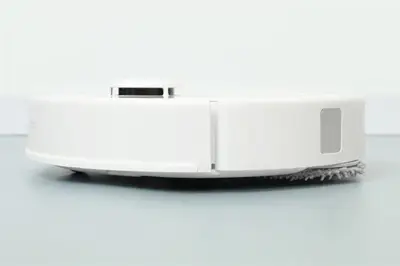 Robot hút bụi lau nhà Roborock Q Revo Edge 5V1 Màu Trắng